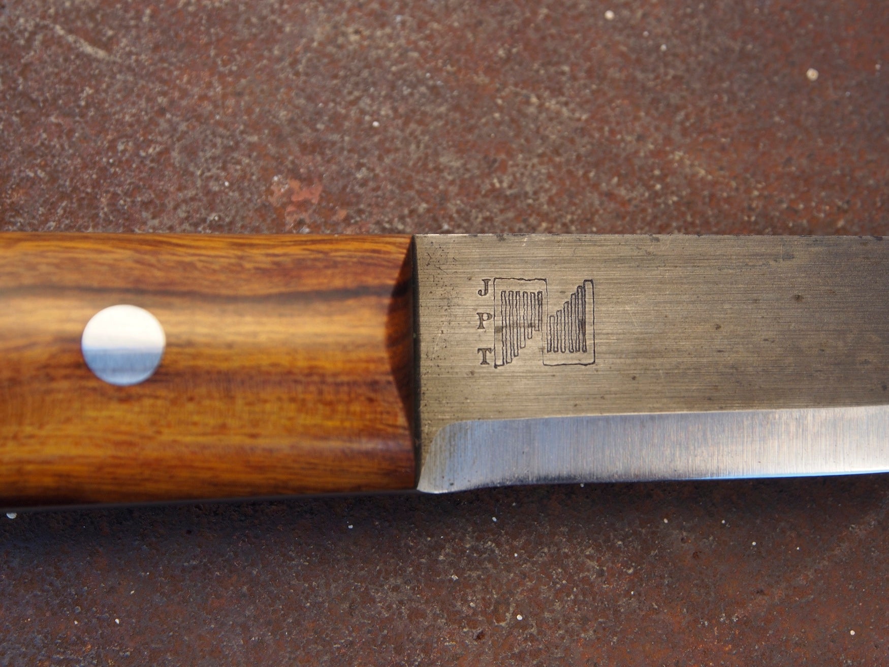Sacha engraving